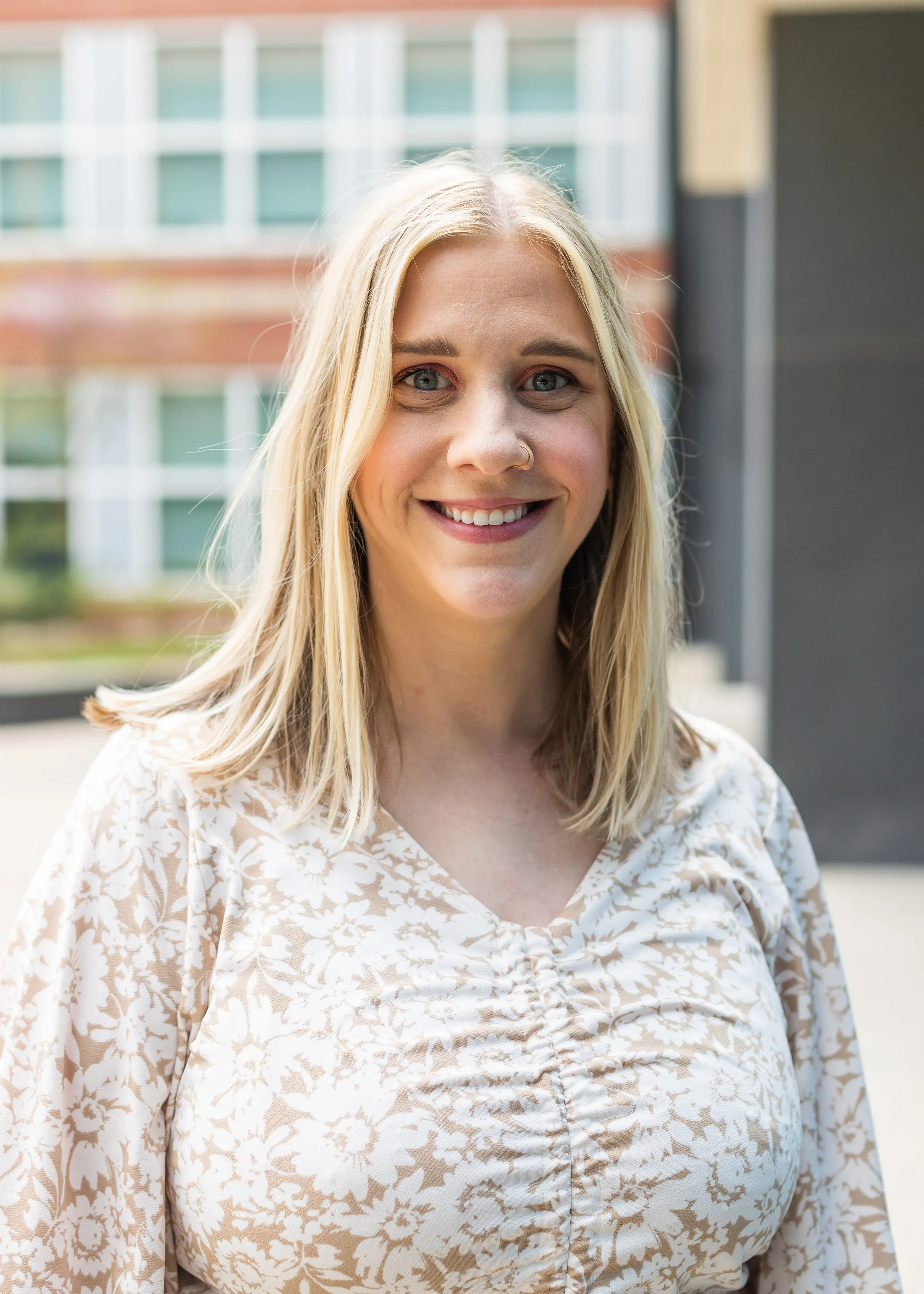 Headshot of Amber Kizewski